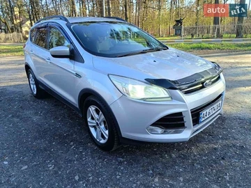 Авто Ford Escape 2015 № 8701403