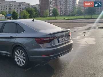 Авто Volkswagen Jetta 2018 № 8701412