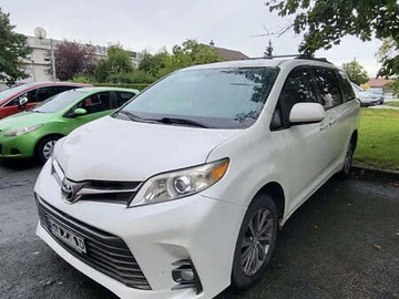 Авто Toyota Sienna 2011 № 8701490
