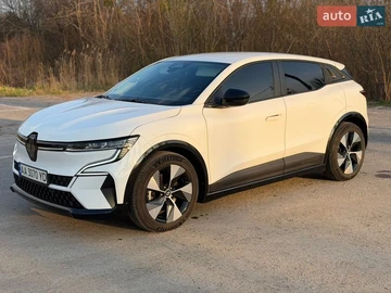 Авто Renault Megane E-Tech Electric 2022 № 8701664