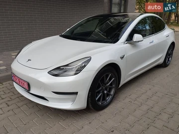 Авто Tesla Model 3 2020 № 8701944