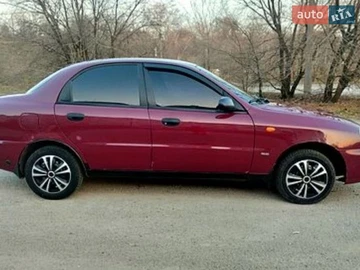 Авто  V 2019 № 8702115