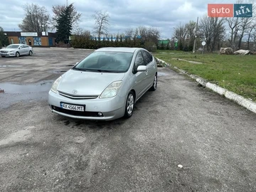 Авто Toyota Prius 2004 № 8702132