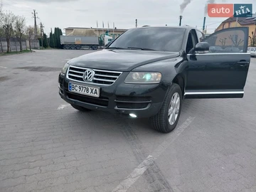 Авто Volkswagen Touareg 2005 № 8702303