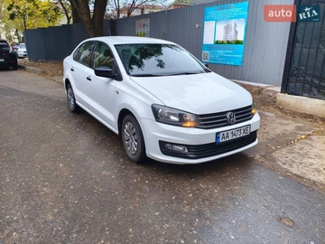 Авто Volkswagen Polo 2018 № 8702310