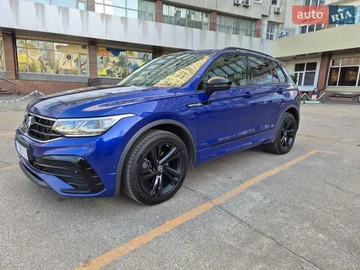 Авто Volkswagen Tiguan 2021 № 8702527