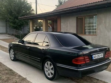 Авто Mercedes E-Class 2002 № 8702586