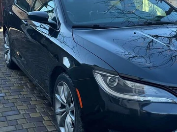 Авто Chrysler 200 2015 № 8702764