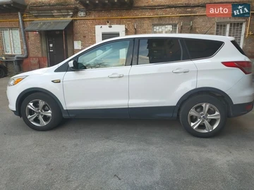 Авто Ford Escape 2015 № 8703364