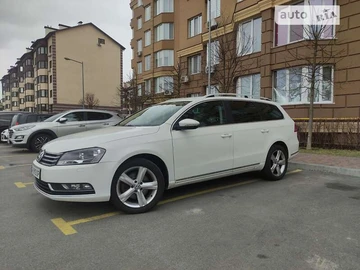 Авто Volkswagen Passat 2011 № 8703372