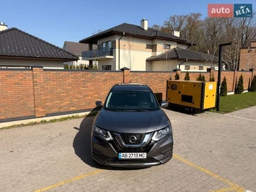 Авто Nissan Rogue 2017 № 8703391