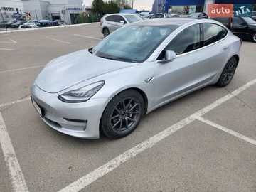 Авто Tesla Model 3 2018 № 8703399