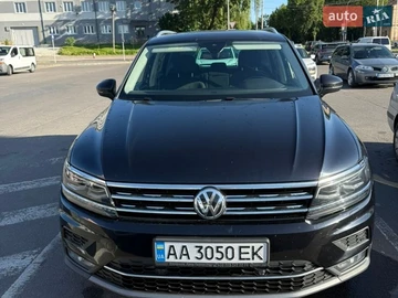 Авто Volkswagen Tiguan 2019 № 8703614