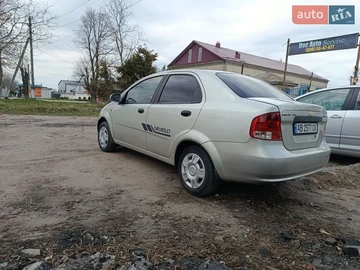 Авто Chevrolet Aveo 2005 № 8703795