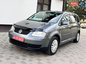Авто Volkswagen Touran 2006 № 8704000