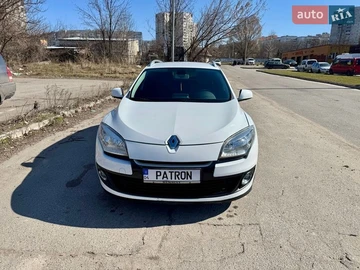 Авто Renault Megane 2013 № 8704008