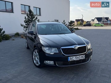 Авто Skoda Superb 2010 № 8704050