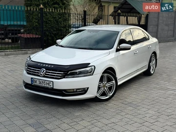 Авто Volkswagen Passat 2013 № 8704196