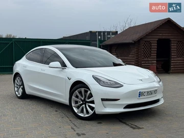 Авто Tesla Model 3 2019 № 8704239
