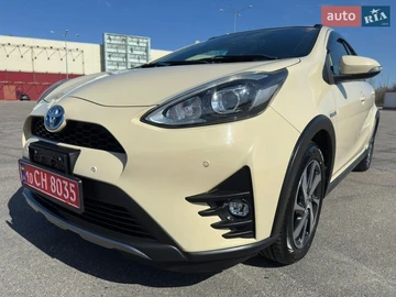 Авто Toyota Aqua 2019 № 8704250