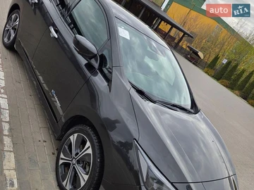 Авто Nissan Leaf 2018 № 8704255