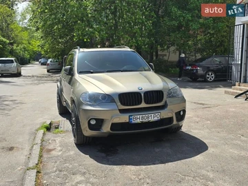 Авто BMW X5 2010 № 8704376