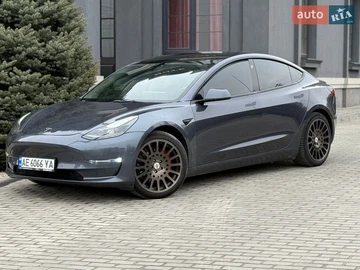 Авто Tesla Model 3 2022 № 8704406