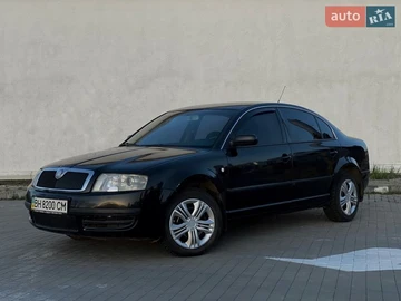 Авто Skoda Superb 2004 № 8704481