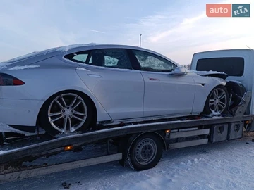 Авто Tesla Model S 2014 № 8704495