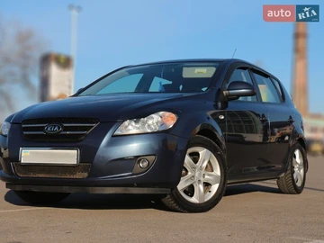 Авто KIA Ceed 2008 № 8704543