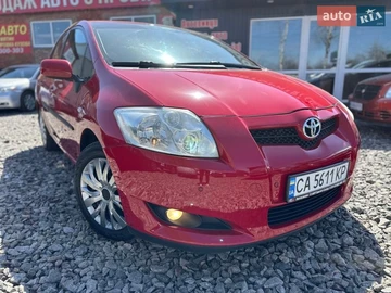 Авто Toyota Auris 2007 № 8704610