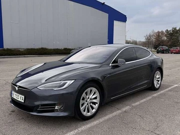 Авто Tesla Model S 2018 № 8704829
