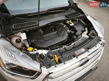 Авто Ford Escape 2019 № 8705202