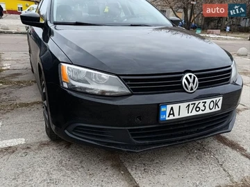 Авто Volkswagen Jetta 2012 № 8705430
