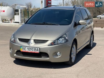 Авто Mitsubishi Grandis 2006 № 8705592