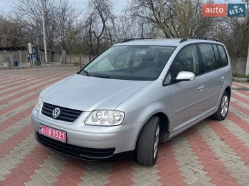 Авто Volkswagen Touran 2006 № 8705960