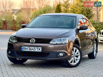 Авто Volkswagen Jetta 2012 № 8706066
