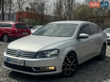 Авто Volkswagen Passat 2011 № 8706074