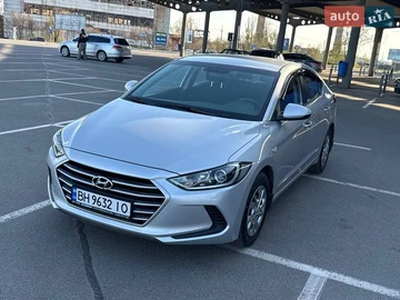 Авто Hyundai Elantra 2016 № 8706087