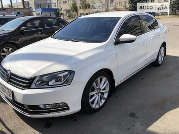 Авто Volkswagen Passat 2013 № 8706092