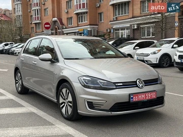Авто Volkswagen E-Golf 2019 № 8706095