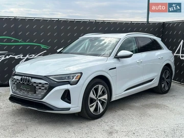 Авто Audi Q8 E-Tron 2023 № 8706288