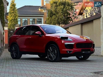 Авто Porsche Cayenne 2016 № 8706290