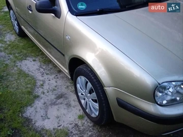 Авто Volkswagen Golf 2001 № 8706447