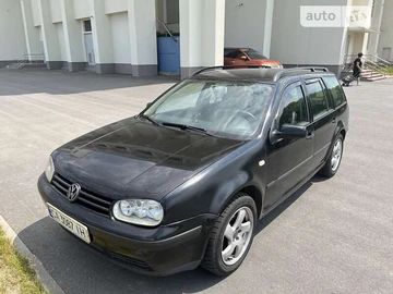 Авто Volkswagen Golf 2000 № 8706460