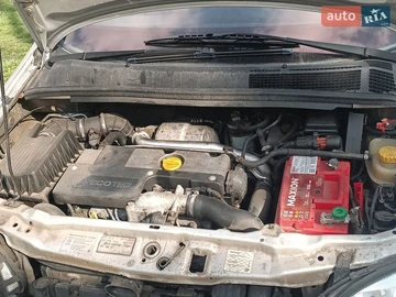 Авто Opel Zafira 2002 № 8706463