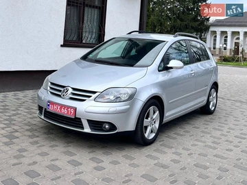 Авто Volkswagen Golf Plus 2008 № 8706509