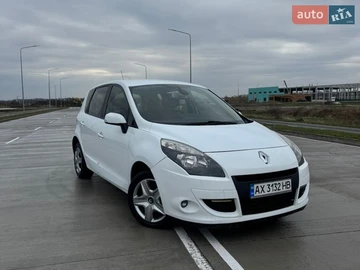 Авто Renault Scenic 2011 № 8706518