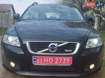 Авто Volvo V50 2011 № 8706706