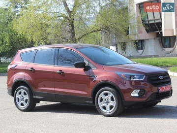 Авто Ford Escape 2018 № 8706768
